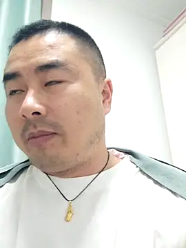 Snapshot of guozuo chatting on 10, 11, 2025 guozuo online show from 10, 11, 2025