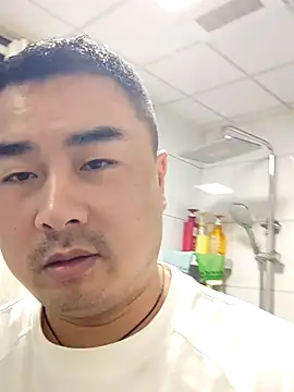 Snapshot of guozuo chatting on 5, 12, 2025 guozuo online show from 5, 12, 2025