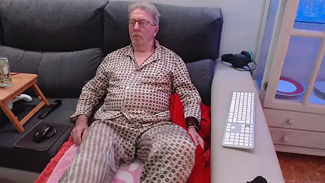 Nudelschwanz online show from 11, 2, 2025