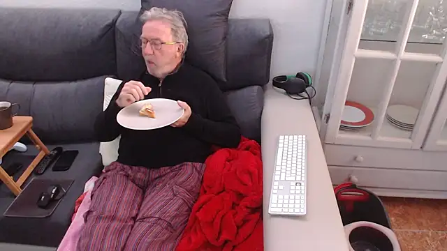 Nudelschwanz online show from 23, 2, 2025