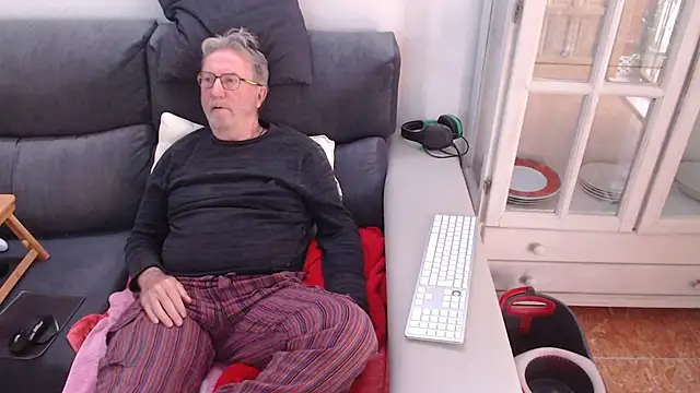 Nudelschwanz online show from 24, 2, 2025