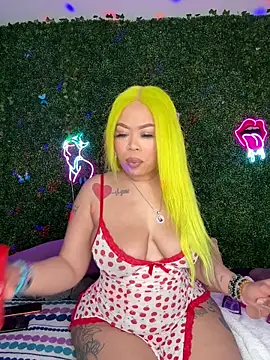 ThickAssRena online show from 15, 4, 2026