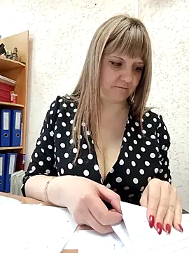 Snapshot of Office_Albertina chatting on 18, 3, 2025 Office Albertina online show from 18, 3, 2025