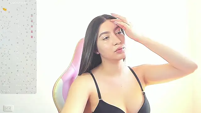 Snapshot of alice-love1 chatting on 18, 1, 2025 alice-love1 online show from 18, 1, 2025