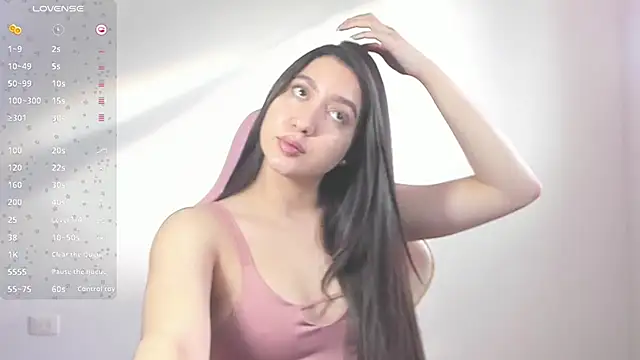 Snapshot of alice-love1 chatting on 26, 1, 2025 alice-love1 online show from 26, 1, 2025