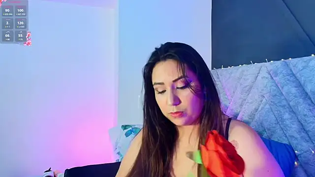 Snapshot of emmajohnss chatting on 8, 2, 2025 emmajohnss online show from 8, 2, 2025