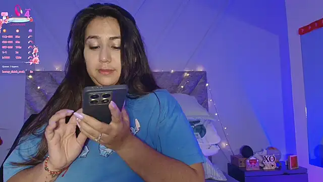 Snapshot of emmajohnss chatting on 9, 3, 2025 emmajohnss online show from 9, 3, 2025