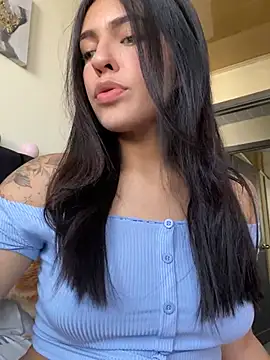 DaphneUwu online show from 14, 12, 2024