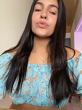 DaphneUwu online show from 15, 2, 2025