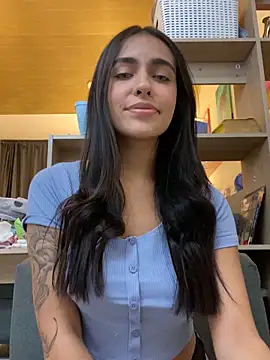 DaphneUwu online show from 23, 10, 2025