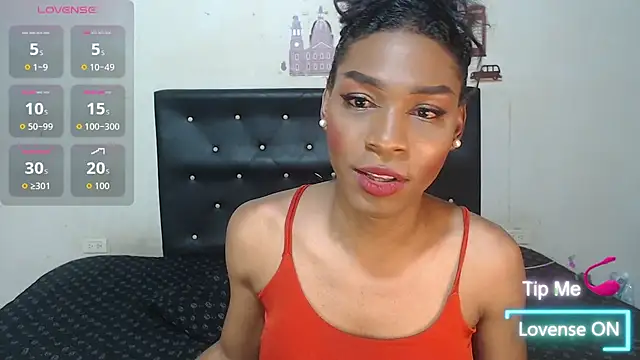Snapshot of NAHOMMY_SEXY chatting on 21, 9, 2025 NAHOMMY SEXY online show from 21, 9, 2025