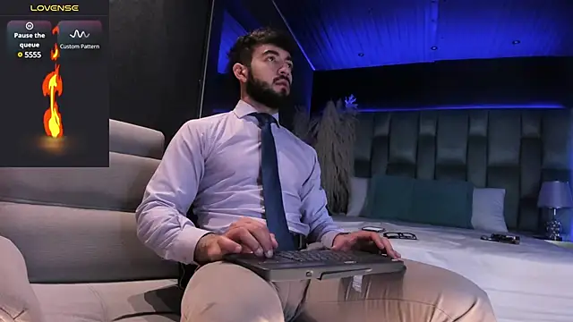 MarkWalker   online show from 4, 3, 2025