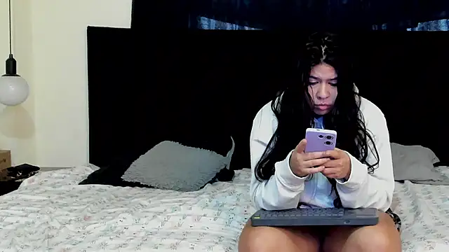 Snapshot of lissandthor13 chatting on 30, 10, 2025 lissandthor13 online show from 30, 10, 2025