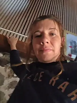 Lina lou4 online show from 5, 4, 2026