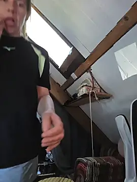 Lina lou4 online show from 8, 4, 2026