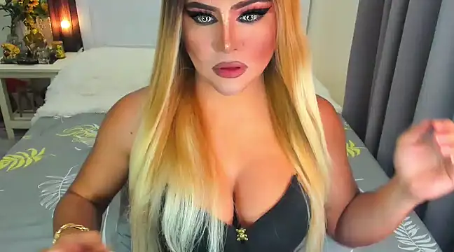 MissNaughtyTyra online show from 6, 3, 2025