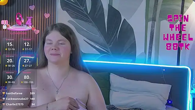 Snapshot of RubyValen chatting on 27, 2, 2025 RubyValen online show from 27, 2, 2025