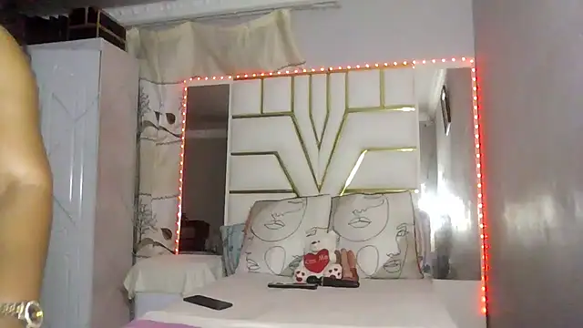 Snapshot of SexyyNana chatting on 26, 11, 2025 SexyyNana online show from 26, 11, 2025