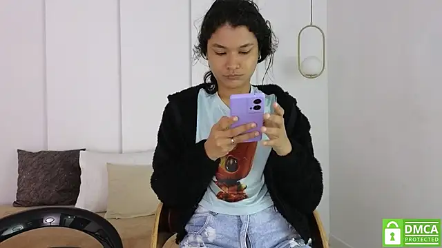 Snapshot of sexychanell_18 chatting on 9, 10, 2025 sexychanell 18 online show from 9, 10, 2025