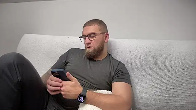 Bear bear  online show from 22, 12, 2024