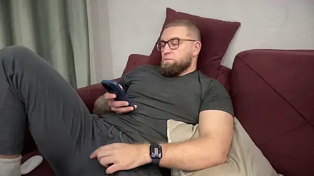 Bear bear  online show from 2, 2, 2025