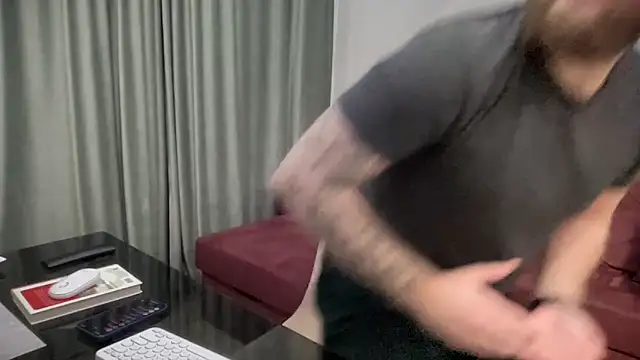 Bear bear  online show from 7, 3, 2025