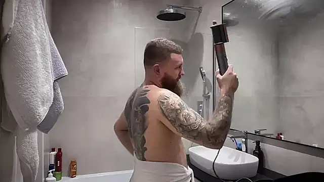 Bear bear  online show from 4, 11, 2025