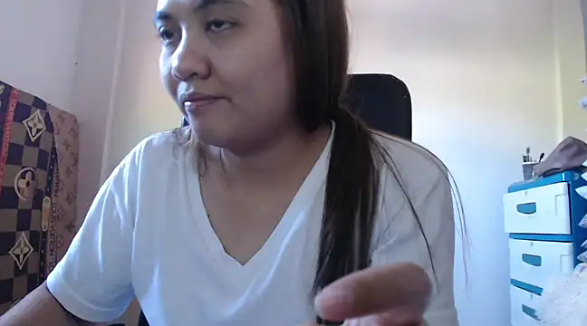 xTheLastVIRGINx online show from 5, 12, 2024