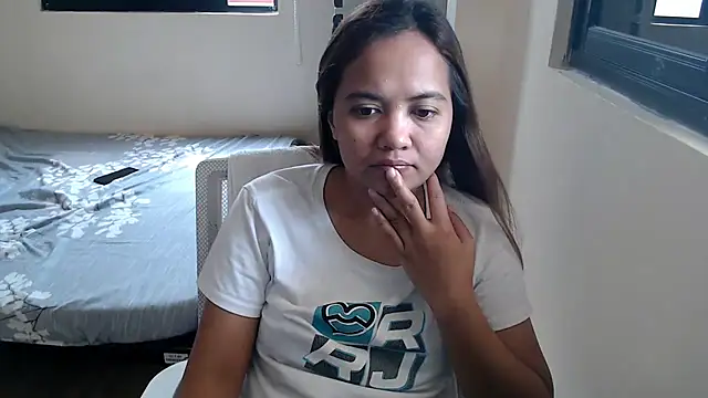 xTheLastVIRGINx online show from 15, 9, 2025