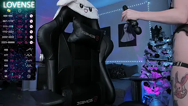 RachelQueen  online show from 2, 2, 2025