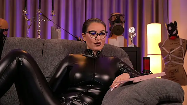 kelly kent online show from 8, 12, 2024