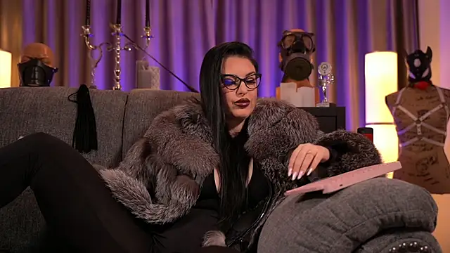 kelly kent online show from 1, 1, 2025