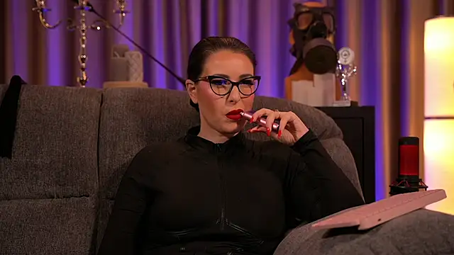 kelly kent online show from 4, 2, 2025