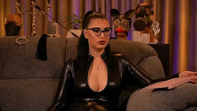 kelly kent online show from 28, 9, 2025