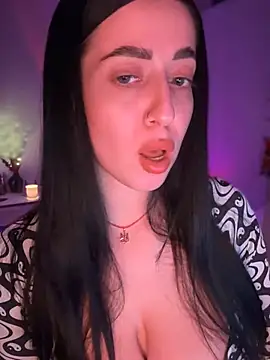 Snapshot of Emylia chatting on 6, 1, 2025 Emylia online show from 6, 1, 2025