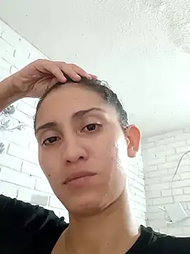 Snapshot of valeriaswang_Lucas chatting on 12, 9, 2025 valeriaswang Lucas online show from 12, 9, 2025