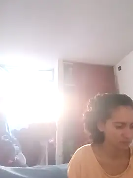 Snapshot of valeriaswang_Lucas chatting on 15, 10, 2025 valeriaswang Lucas online show from 15, 10, 2025