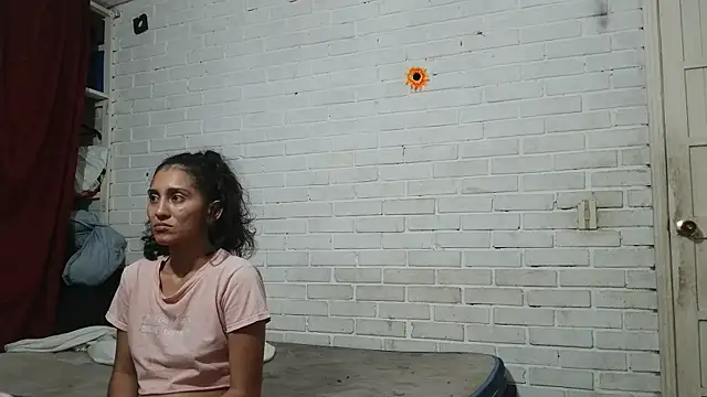 Snapshot of valeriaswang_Lucas chatting on 29, 11, 2025 valeriaswang Lucas online show from 29, 11, 2025