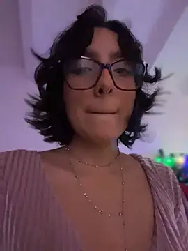 aurora xoxo online show from 12, 1, 2025