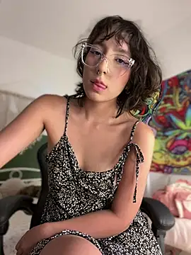 aurora xoxo online show from 24, 5, 2026