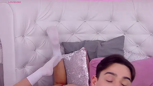 Snapshot of RobbyCharming chatting on 21, 3, 2025 RobbyCharming online show from 21, 3, 2025