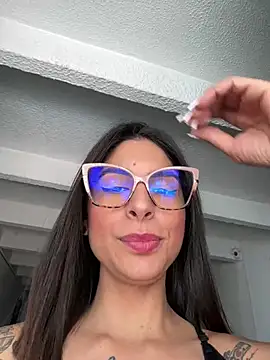 charlotte stevenss  online show from 17, 1, 2025