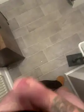 Snapshot of Averagematt1991 chatting on 22, 11, 2025 Averagematt1991 online show from 22, 11, 2025