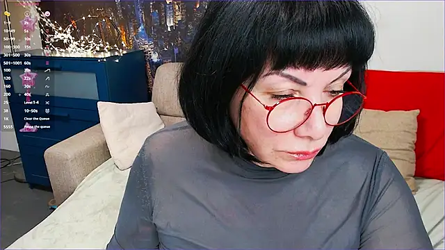 SquirtySlut online show from 4, 3, 2025