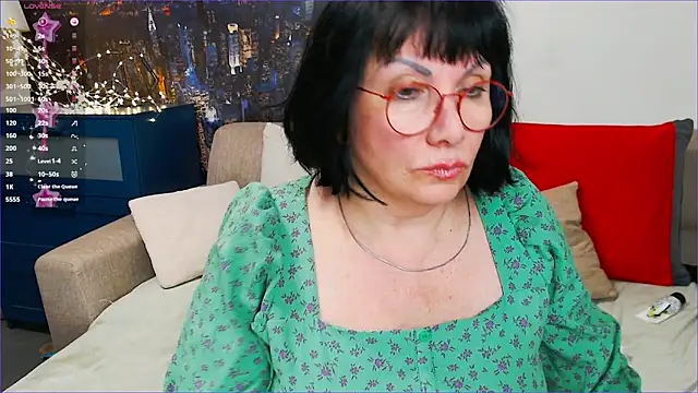 SquirtySlut online show from 7, 3, 2025