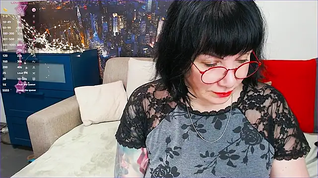 SquirtySlut online show from 8, 3, 2025