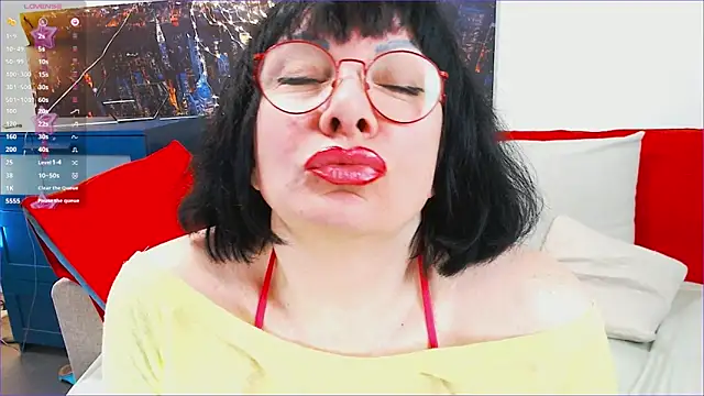 SquirtySlut online show from 15, 3, 2025