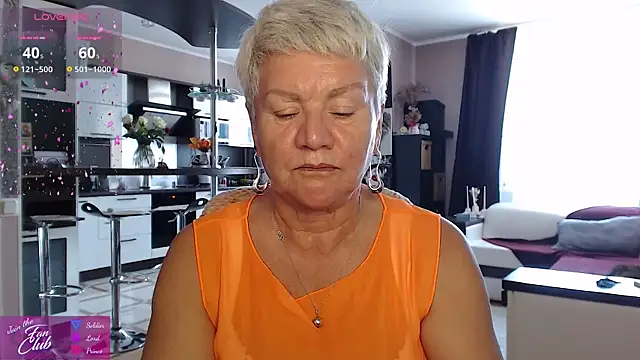 Snapshot of roxana_brooks chatting on 25, 7, 2026 roxana brooks online show from 25, 7, 2026