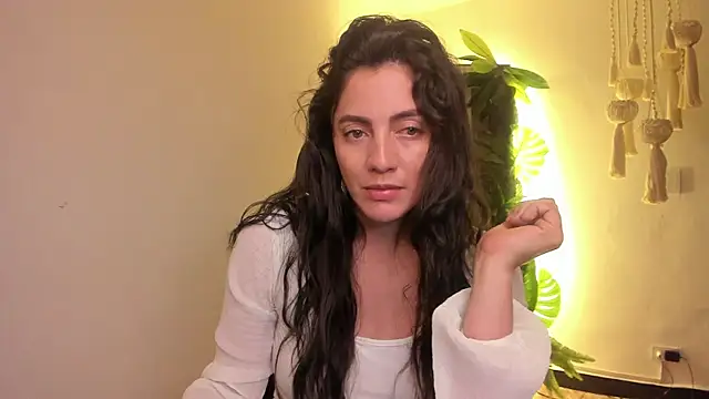 Mala Bad online show from 3, 1, 2025