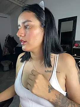 Lucia-Candy online show from 22, 2, 2025